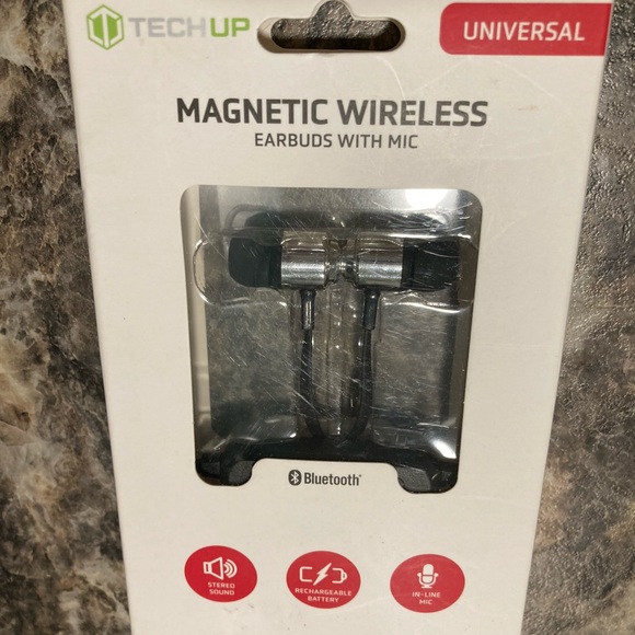 NIB Tech Up Universal Wireless Earbuds - Picture 3 of 3